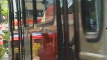 素人电车在线视频,揭秘日常生活中的温馨瞬间